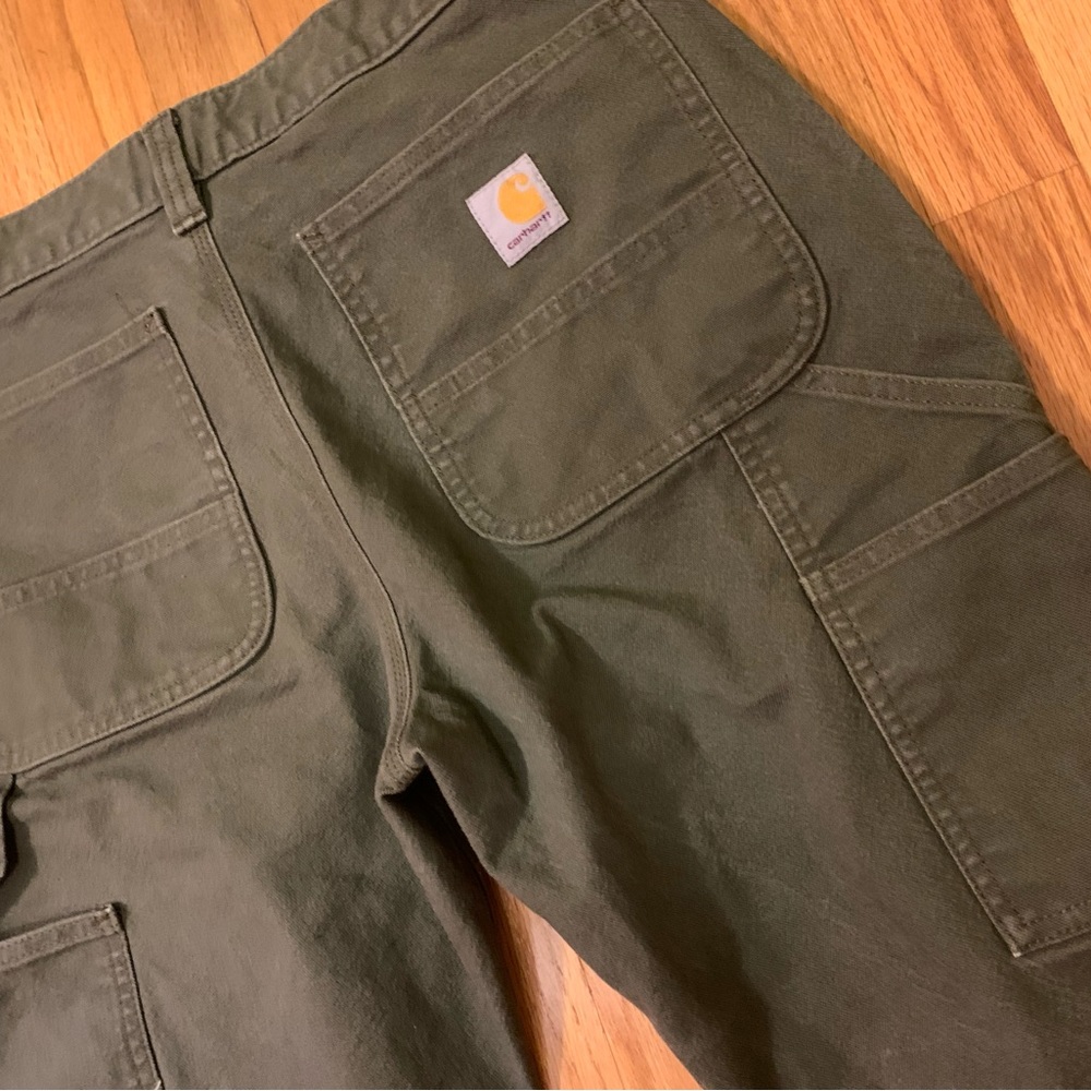 Green Carhartt carpenter pants. 30x30 relaxed fit